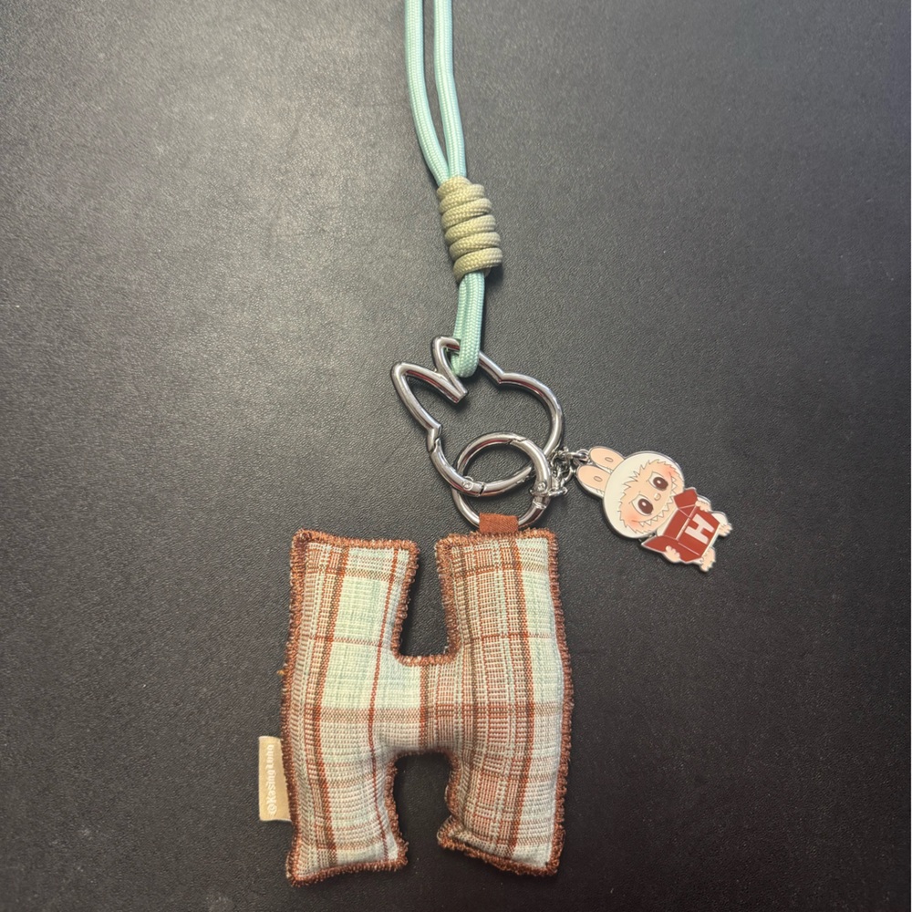 Labubu/The Monsters Pin for Love Keychain & Character Charm for the letter H.